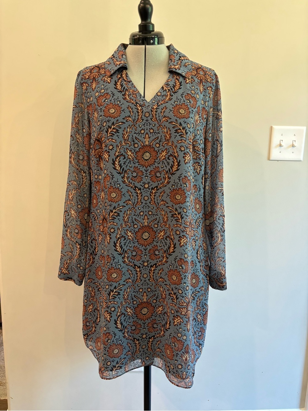 CAbi Blue Floral Long Sleeve Shift Dress 0246